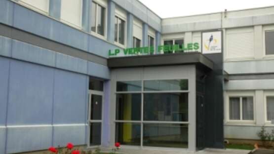 8. Lycée des Vertes Feuilles 