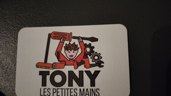 TONY LES PETITES MAINS